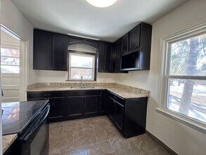 1058 23rd Ave SE in Minneapolis, MN - Building Photo - Building Photo