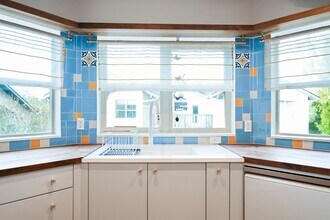 11560 Stone Ave N in Seattle, WA - Building Photo - Building Photo