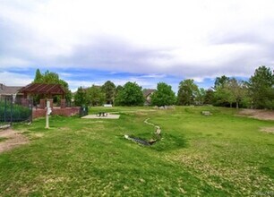 9842 E Idaho St in Denver, CO - Building Photo - Building Photo