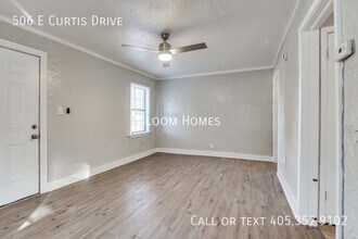 506 E Curtis Dr in Midwest City, OK - Building Photo - Building Photo
