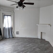 535 W 8th St, Unit 2nd floor front in Erie, PA - Building Photo - Building Photo