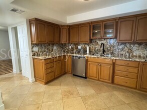 5110 N 31st Way in Phoenix, AZ - Building Photo - Building Photo