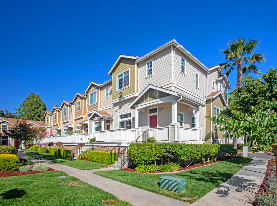 Crimson in San Jose, CA - Building Photo