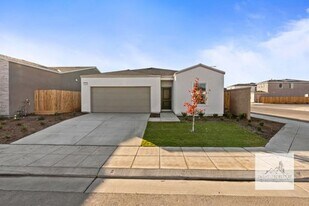 2851 N Janice Ave in Fresno, CA - Building Photo