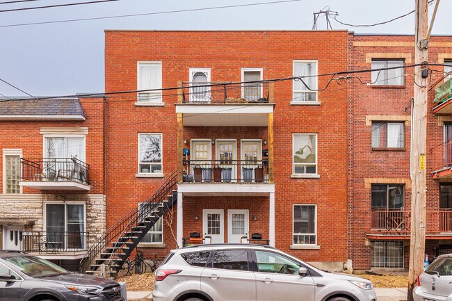 5188-5198 4E Av
