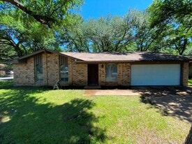 5905 Burrough Dr in Austin, TX - Building Photo
