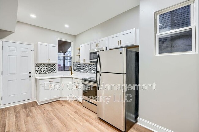 319 S Mount St in Baltimore, MD - Building Photo - Building Photo