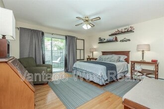 2805 Thacker Dr in West Kelowna, BC - Building Photo - Building Photo