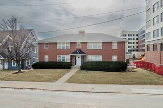Dewey Apartments in Omaha, NE - Foto de edificio - Primary Photo