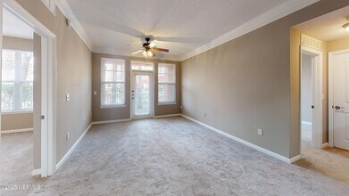 10435 Mid Town Pkwy in Jacksonville, FL - Building Photo - Building Photo