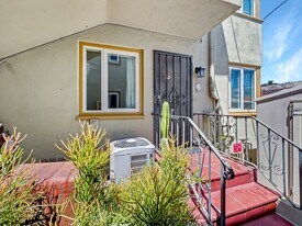 436 Fir St in San Diego, CA - Building Photo