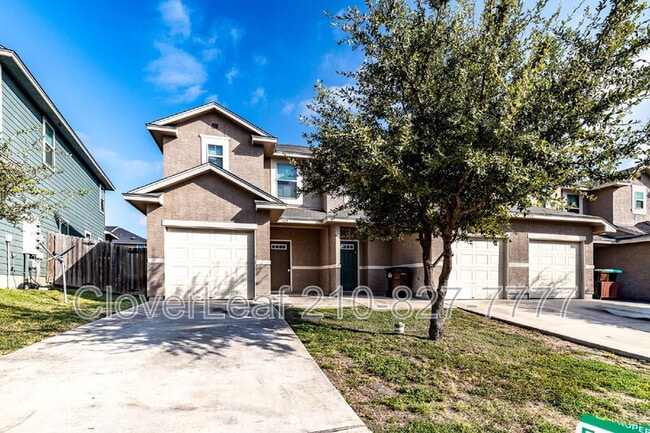 7007 Donovan Wy in San Antonio, TX - Building Photo - Building Photo