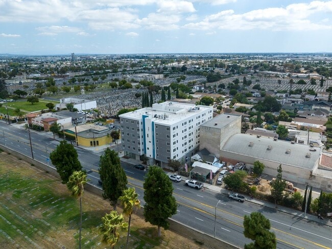4252 Whittier Blvd.- SIOF in Los Angeles, CA - Building Photo - Building Photo