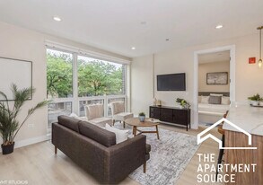 3045 W Irving Park Rd in Chicago, IL - Building Photo