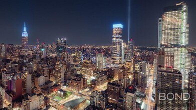 555 Tenth Avenue in New York, NY - Building Photo - Building Photo