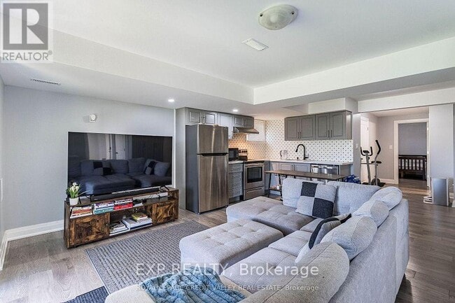 30 Drew Brown Blvd in Orangeville, ON - Building Photo - Building Photo