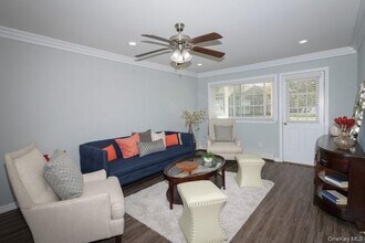 660 Veterans Memorial Hwy in Hauppauge, NY - Building Photo - Building Photo