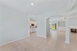 27 N Merryweather Cir in Conroe, TX - Building Photo - Building Photo