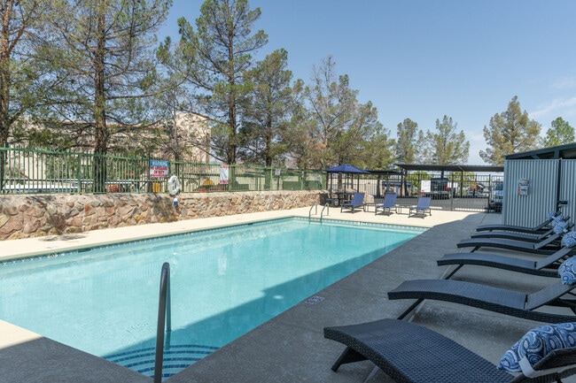 Alexis Apartments