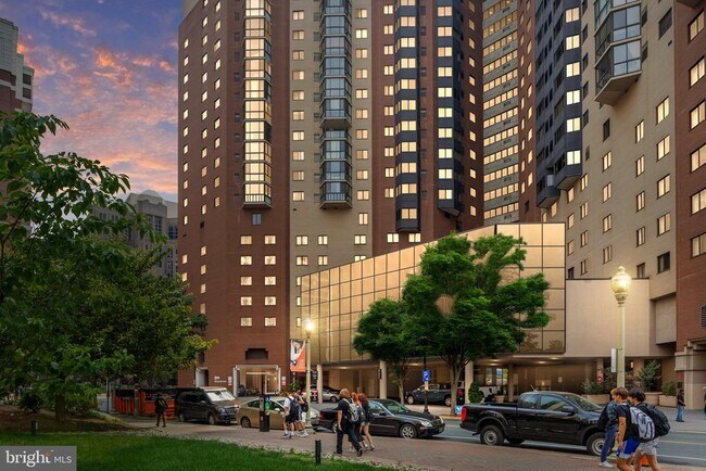 property at 900 N Stafford St