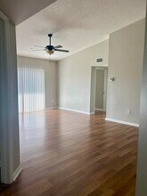 900 Crestwood Ct S in Royal Palm Beach, FL - Building Photo - Building Photo