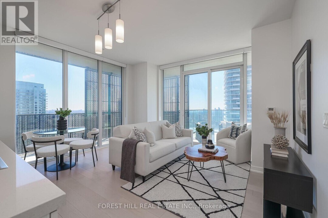 2610-2618 EGLINTON Ave in Toronto, ON - Building Photo
