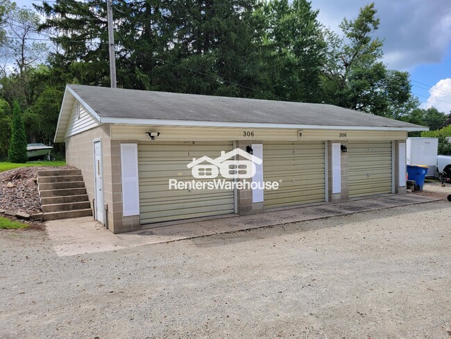 306 State Ave in Owatonna, MN - Building Photo - Building Photo