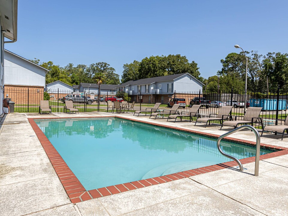 The Avery in Houma, LA - Building Photo