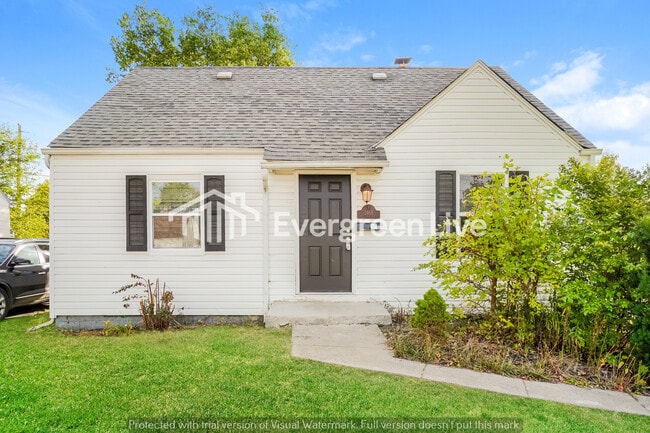 2468 McGuffey Rd in Columbus, OH - Building Photo - Building Photo