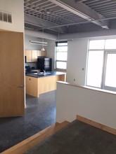 Apartments at Slowdown in Omaha, NE - Foto de edificio - Interior Photo