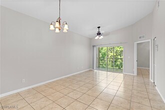 4191 Bellasol Cir in Ft. Myers, FL - Building Photo - Building Photo