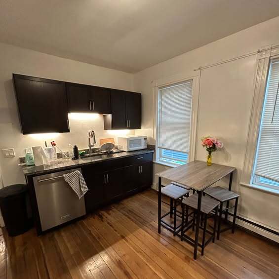 11 Harold St, Unit 3 in Somerville, MA - Foto de edificio - Building Photo