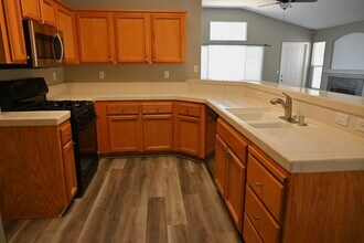 6743 Di Lusso Dr in Elk Grove, CA - Building Photo - Building Photo