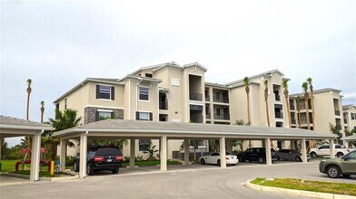 1030 Tidewater Shores Loop in Bradenton, FL - Building Photo - Building Photo