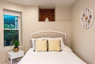 378 Riverway, Unit 1## in Boston, MA - Building Photo - Building Photo