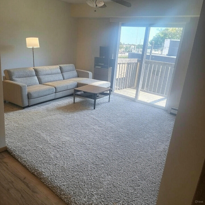 J.A.K.E Apartments in Sioux Falls, SD - Building Photo