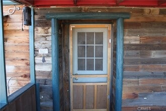 2855 Hollister Rd in Pinon Hills, CA - Foto de edificio - Building Photo