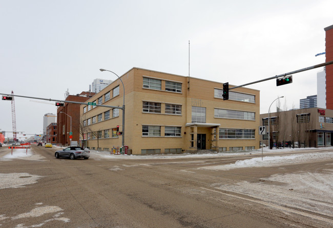 Fifth Street Lofts in Edmonton, AB - Building Photo - Building Photo