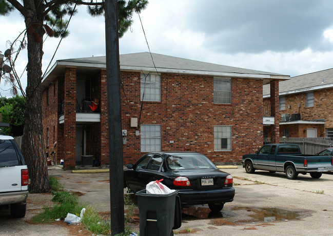 2804 Independence St in Metairie, LA - Building Photo - Building Photo