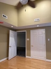 2415 Street Rd, Unit Carriage House in Warrington, PA - Building Photo - Building Photo