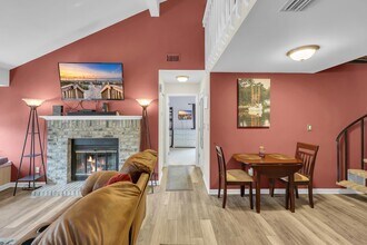 1203 Erin Way in Myrtle Beach, SC - Building Photo - Building Photo