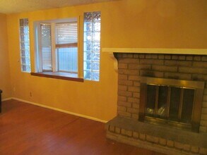 860 E Hampton Ave in Mesa, AZ - Building Photo - Building Photo