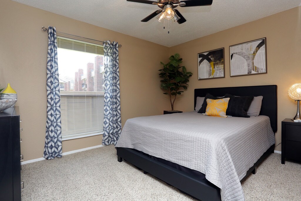 Greenbriar Apartments in Plano, TX