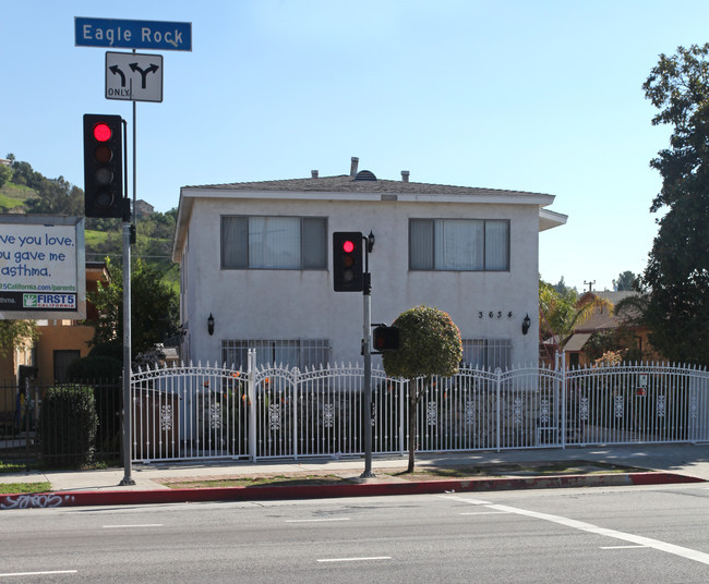 3634 Eagle Rock Blvd in Los Angeles, CA - Building Photo - Building Photo