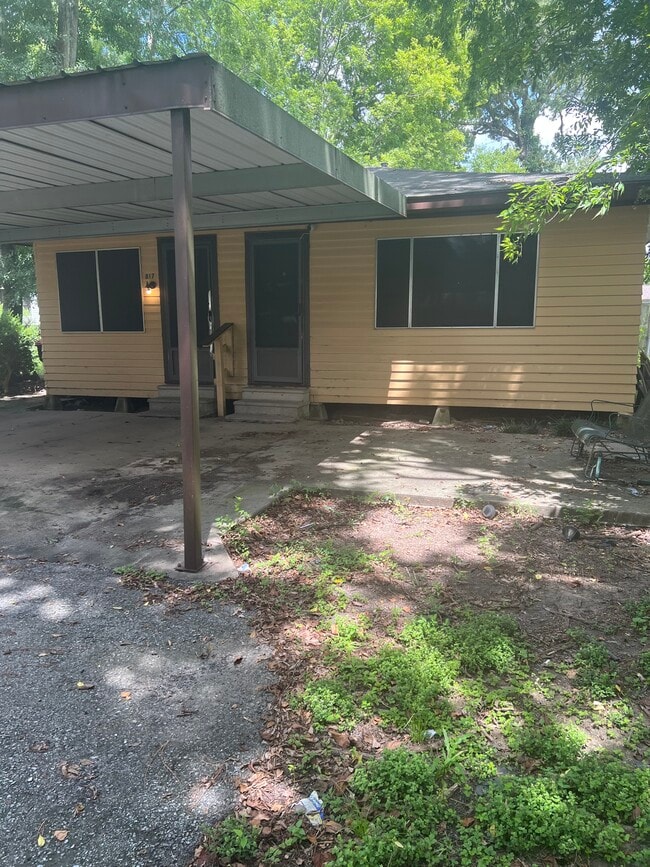 817 16th St in Lafayette, LA - Building Photo - Building Photo