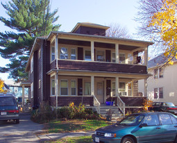 80-82 Old Colony Ave in Quincy, MA - Foto de edificio - Building Photo