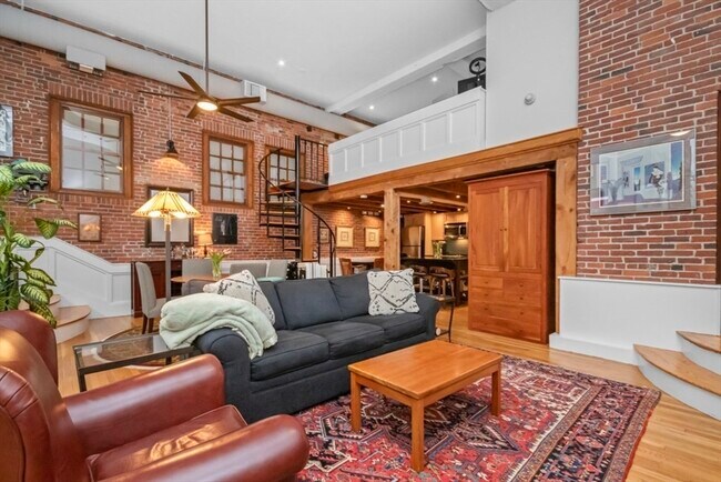 28 Seaverns Ave in Boston, MA - Building Photo - Building Photo