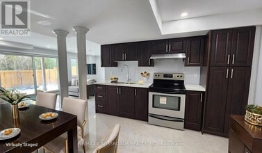 215 Symington Ave in Oshawa, ON - Building Photo - Building Photo