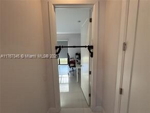 5915 Brookfield Cir E in Fort Lauderdale, FL - Foto de edificio - Building Photo