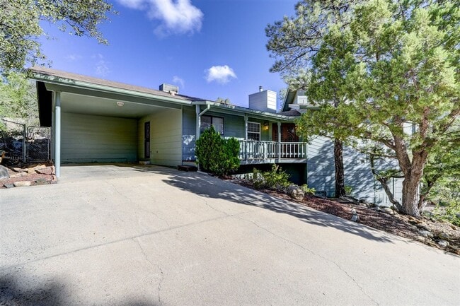 property at 1976 Forest Hills Rd